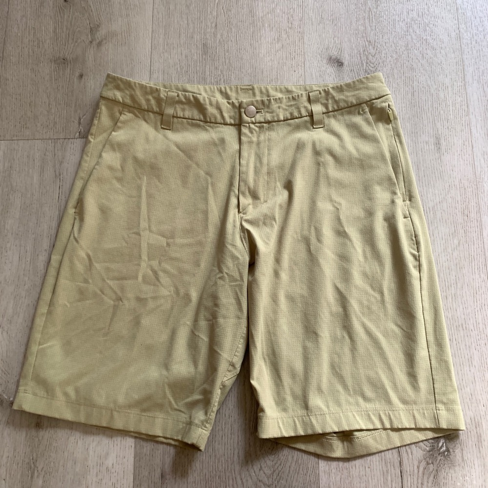 Lululemon Commission Golf Shorts Mens 32 Tan Khaki Ripstop Performance 9 Inseam